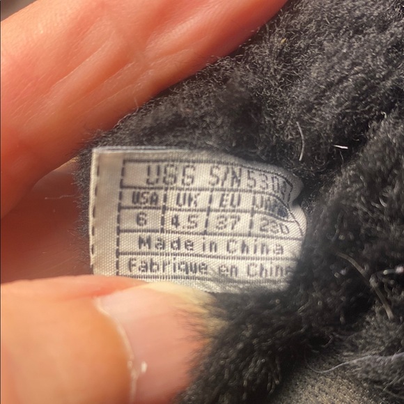 UGG Black Furry Slippers with Bow - Picture 4 of 9